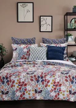 Barefoot Bungalow Perry Quilt and Pillow Sham Set