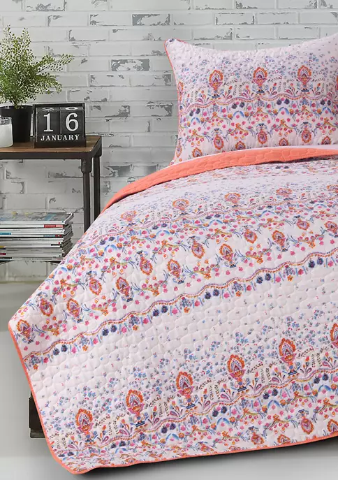 Barefoot Bungalow Amber Quilt and Pillow Sham Set 2 Barefoot Bungalow Amber Quilt and Pillow Sham Set - Image 2