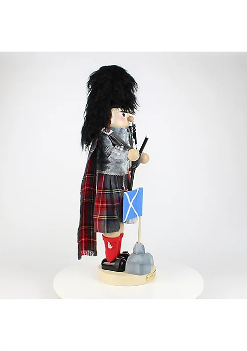 Steinbach Limited Edition Big Nutcracker, European Heritage - Scotland, 21.25" 3 Steinbach Limited Edition Big Nutcracker, European Heritage - Scotland, 21.25" - Image 3